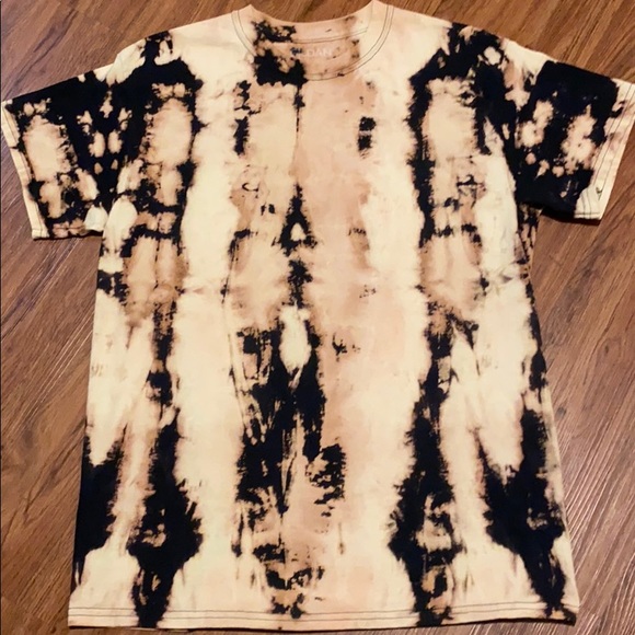 🖤**SUPER COOL-Bleached tie-dye T**🖤 - Picture 6 of 7